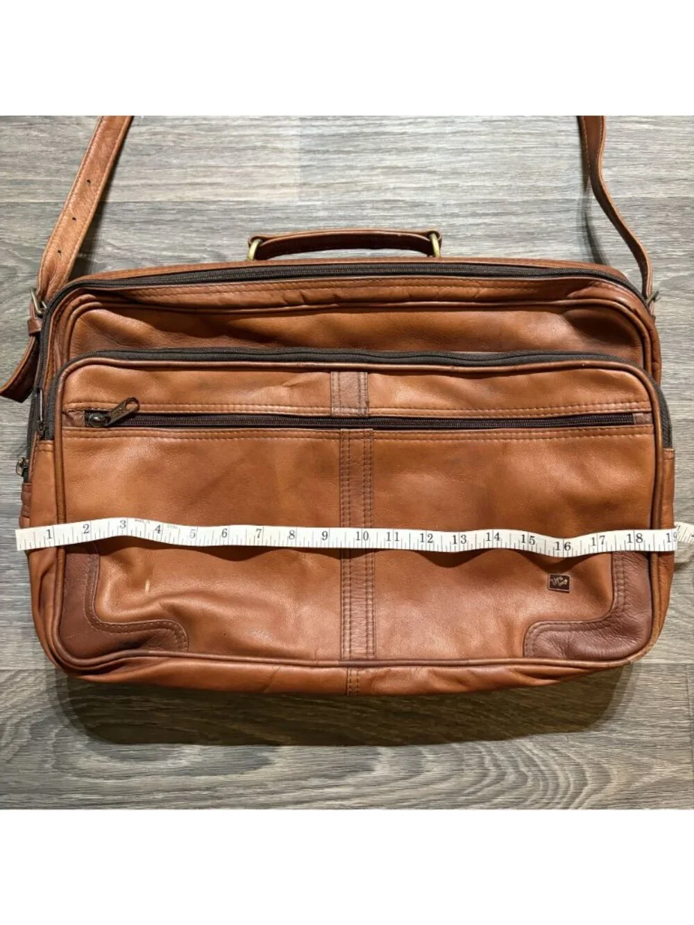 Yury Bags Colombian Leather Briefcase Messenger Crossbody Satchel Cognac Vintage